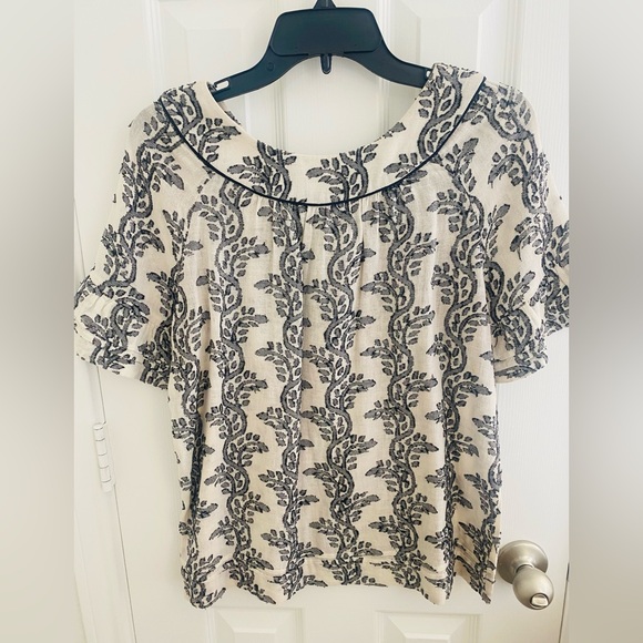 BCBG Maxazria Floral Print Cream and Black Women's Top - Picture 3 of 11